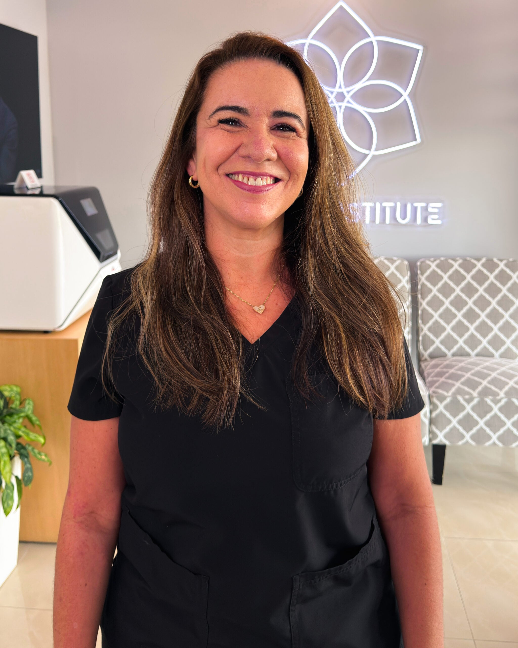 Caroline Ferro
Dental Assistant